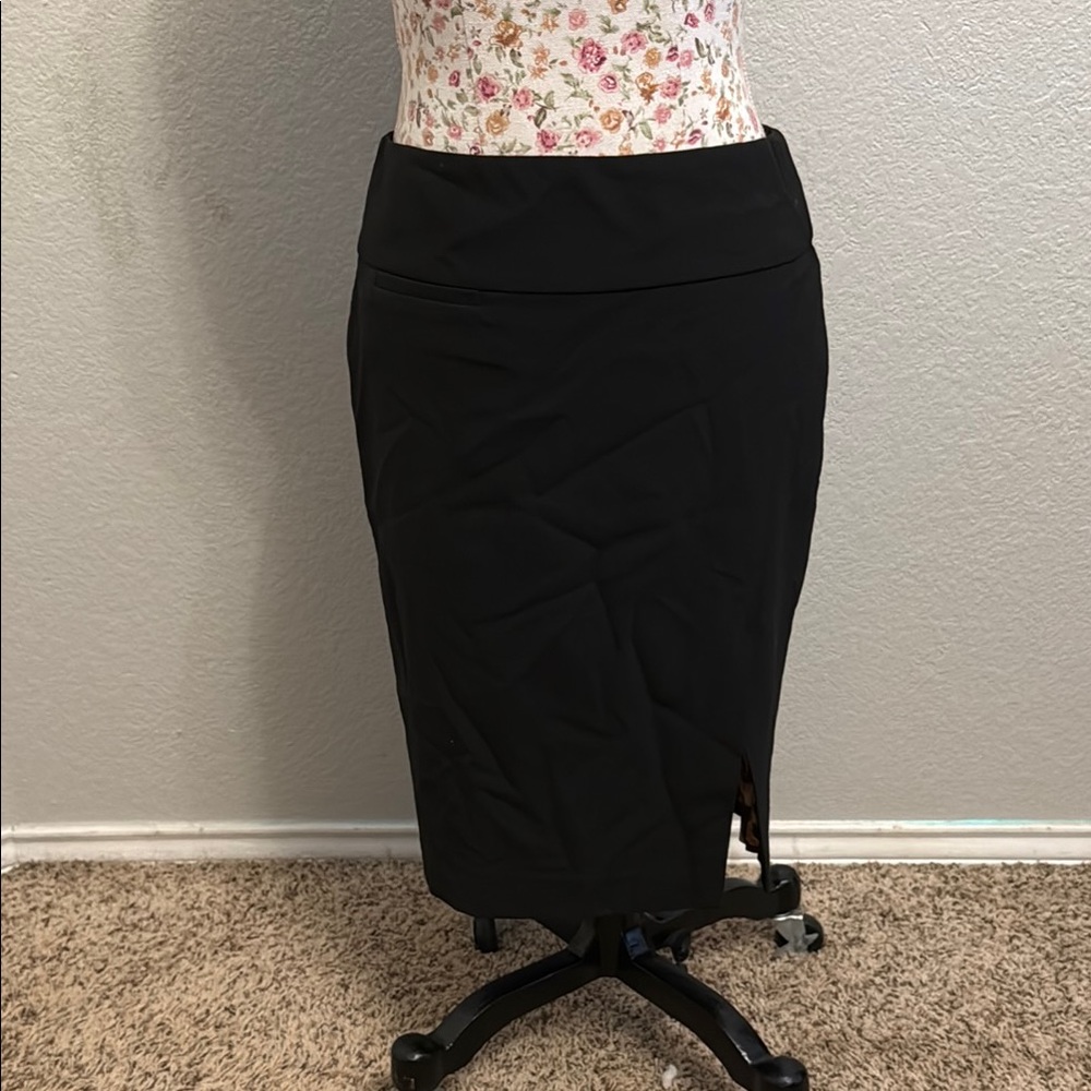 💥5/$25 Express Black Midi Pencil Skirt with Slit